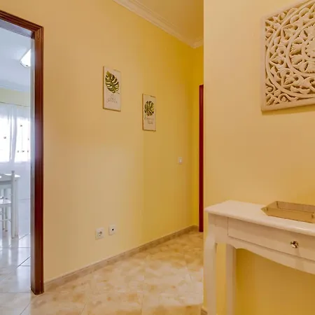 Apartment Santa Maria A 500 Metros Da